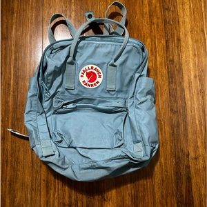 Fjallraven kanken backpack